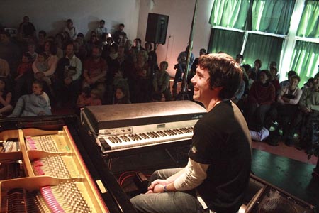 73 Piano et Rhodes, l#BA7E9